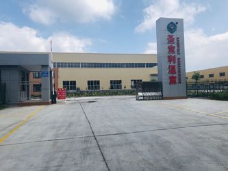Weifang Sainpoly Greenhouse Equipment Co., Ltd. factory production line